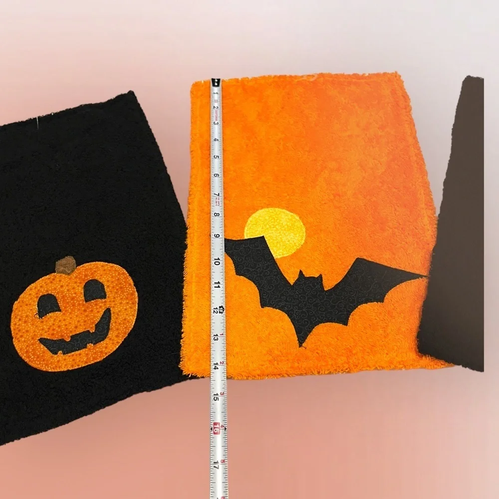 *Lot/3 𝑯𝒂𝒏𝒅𝒎𝒂𝒅𝒆 Halloween HandTowels